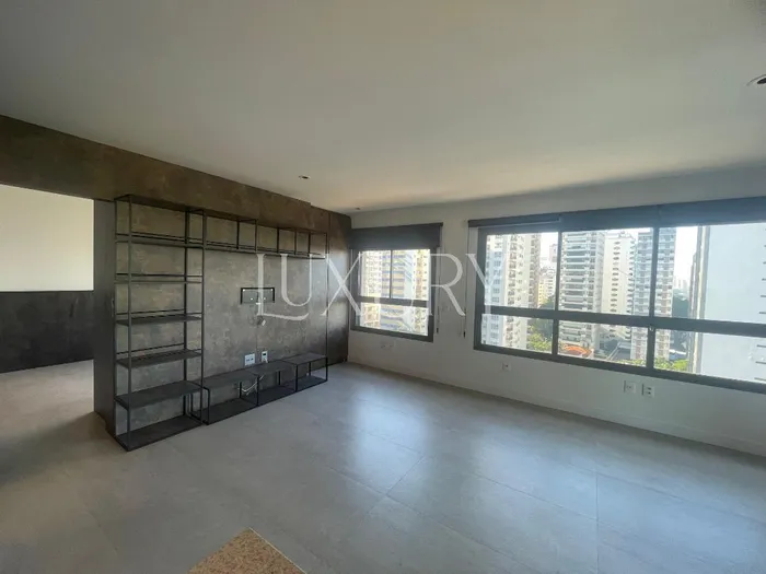 Apartamento com 1 suítes à venda em Jardim América, São Paulo, por R$ 2.200.000 Imagem 3