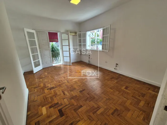 Casa de vila com 1 suítes à venda em Vila Olímpia, São Paulo, por R$ 2.500.000 Imagem 2