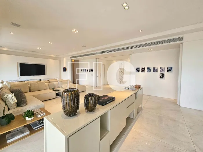 Apartamento com 4 suítes à venda em Moema, São Paulo, por R$ 10.800.000 Imagem 3