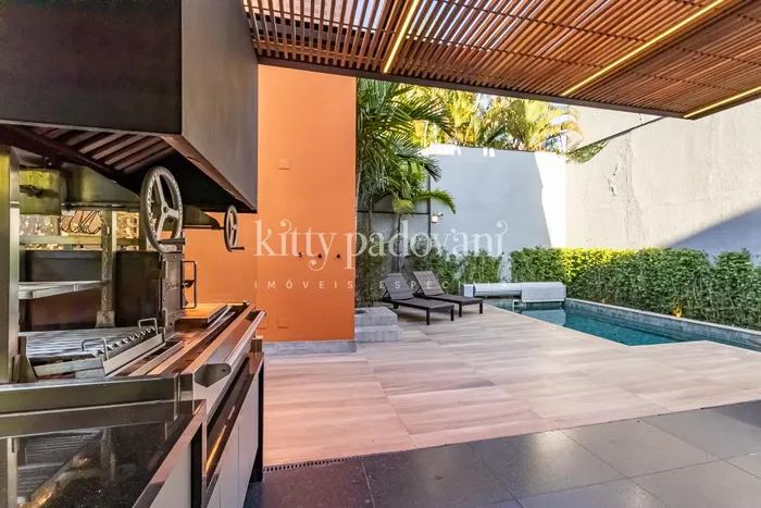 Casa com 4 suítes à venda em Jardim Paulista, São Paulo, por R$ 11.800.000