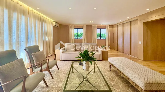 Apartamento com 3 suítes à venda em Itaim Bibi, São Paulo, por R$ 6.200.000