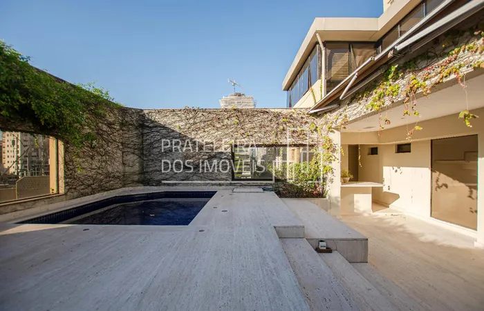 Apartamento com 4 suítes à venda em Itaim Bibi, São Paulo, por R$ 13.500.000