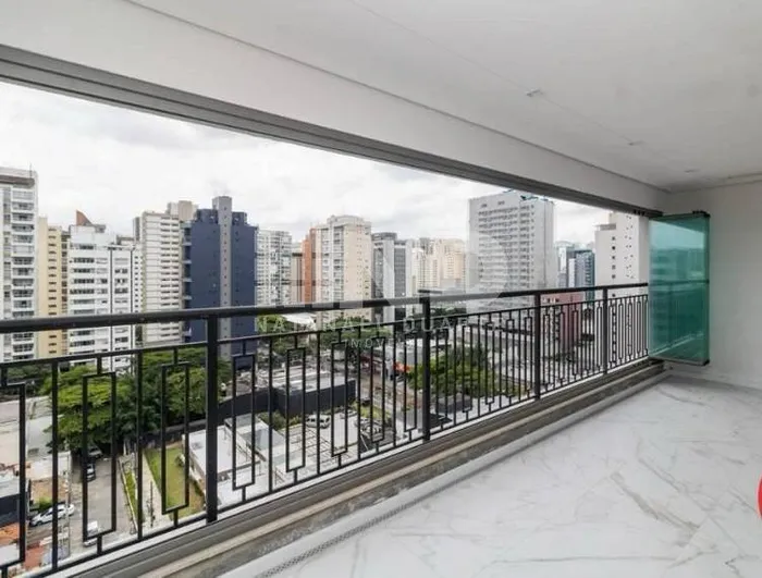 Apartamento com 3 suítes à venda em Moema, São Paulo, por R$ 3.800.000 Imagem 2