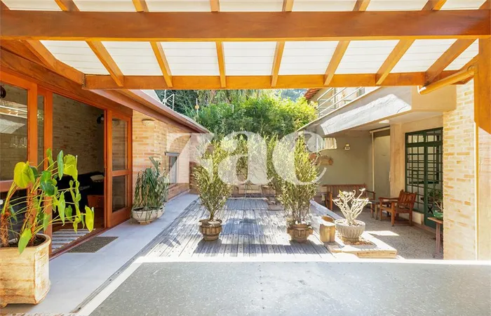 Casa com 1 suítes à venda em Vila Madalena, São Paulo, por R$ 2.900.000