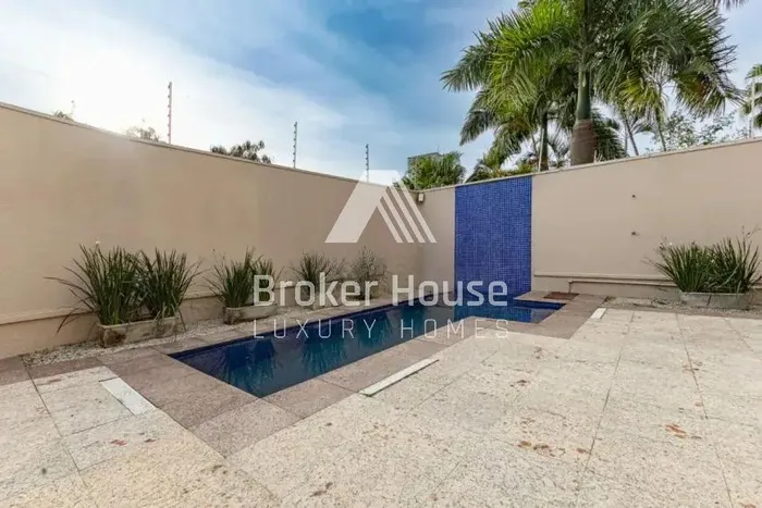 Casa de condomínio com 4 suítes à venda em Morumbi, São Paulo, por R$ 3.500.000 Imagem 3