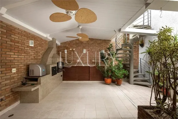 Casa com 1 suítes à venda em Vila Madalena, São Paulo, por R$ 2.180.000 Imagem 2