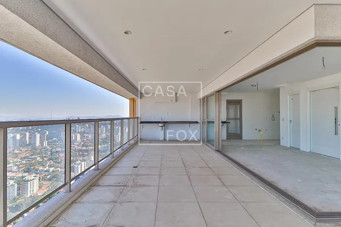 Apartamento com 2 suítes à venda em Vila Madalena, São Paulo, por R$ 3.200.000