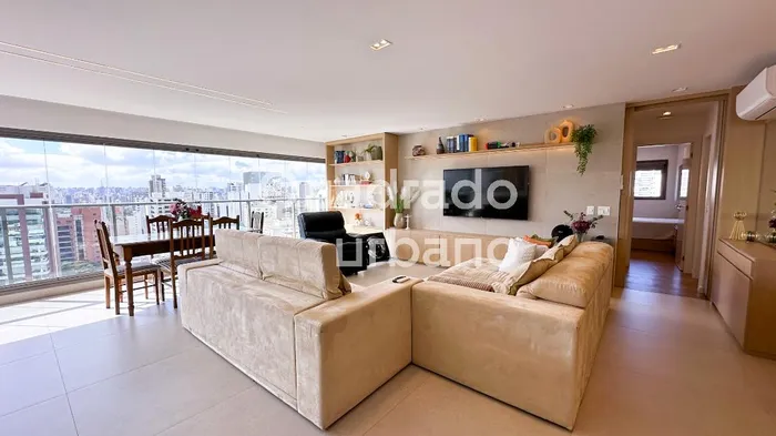 Apartamento com 3 suítes à venda em Campo Belo, São Paulo, por R$ 3.700.000 Imagem 3