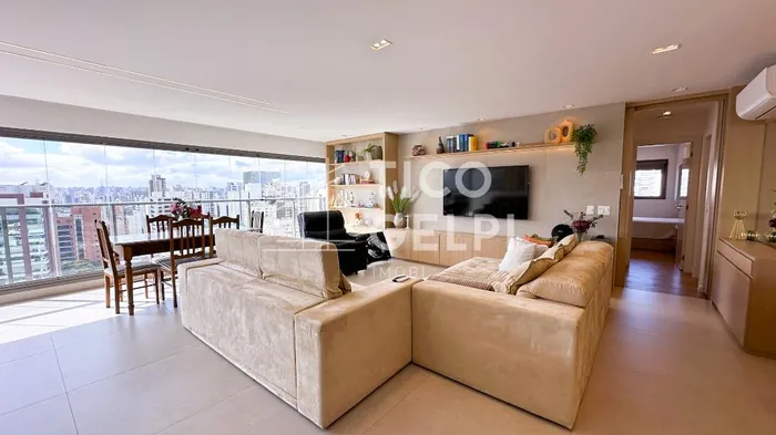 Apartamento com 3 suítes à venda em Campo Belo, São Paulo, por R$ 3.700.000 Imagem 2