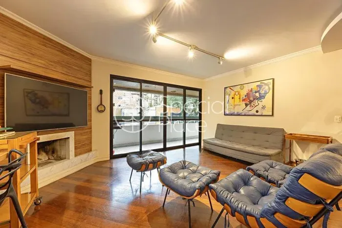 Apartamento com 1 suítes à venda em Moema, São Paulo, por R$ 2.550.000