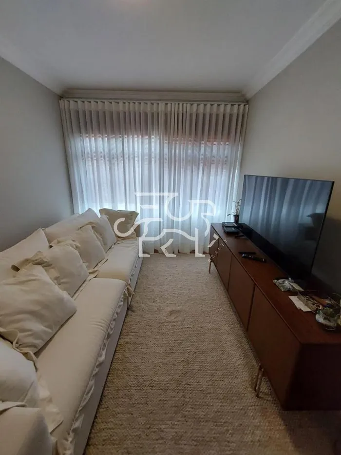 Apartamento com 1 suítes à venda em Vila Olímpia, São Paulo, por R$ 1.200.000