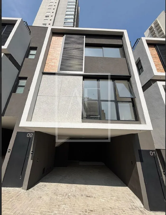 Casa com 3 suítes à venda em Vila Mariana, São Paulo, por R$ 2.000.000