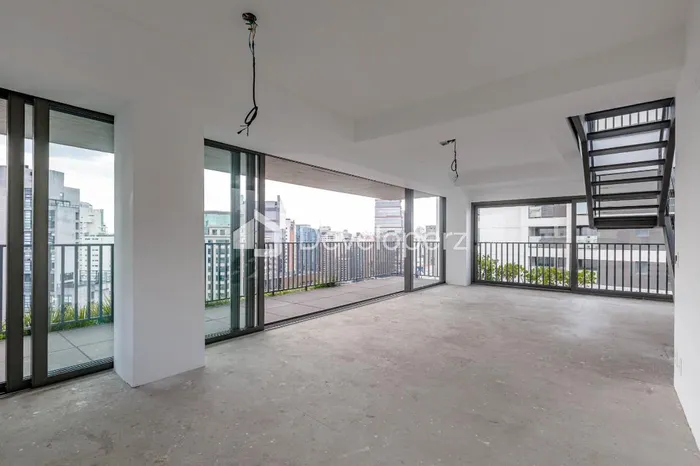 Cobertura com 2 suítes à venda em Vila Nova Conceição, São Paulo, por R$ 9.900.000