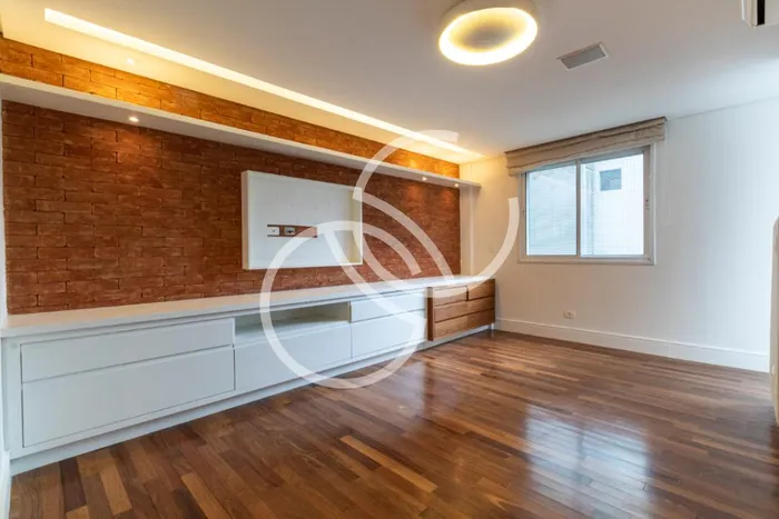 Apartamento com 1 suítes à venda em Itaim Bibi, São Paulo, por R$ 1.800.000