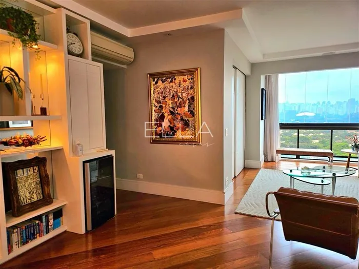 Apartamento com 3 suítes à venda em Itaim Bibi, São Paulo, por R$ 3.800.000 Imagem 2