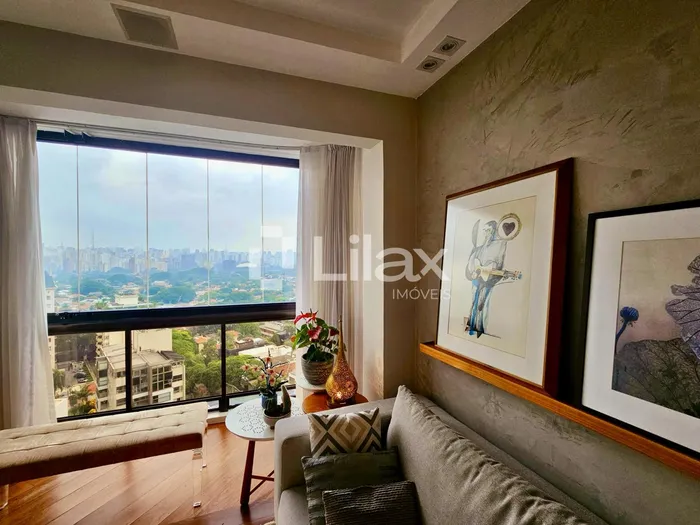 Apartamento com 3 suítes à venda em Itaim Bibi, São Paulo, por R$ 3.800.000