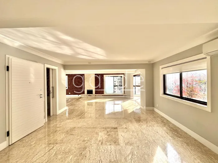 Apartamento com 3 suítes à venda em Vila Nova Conceição, São Paulo, por R$ 4.500.000