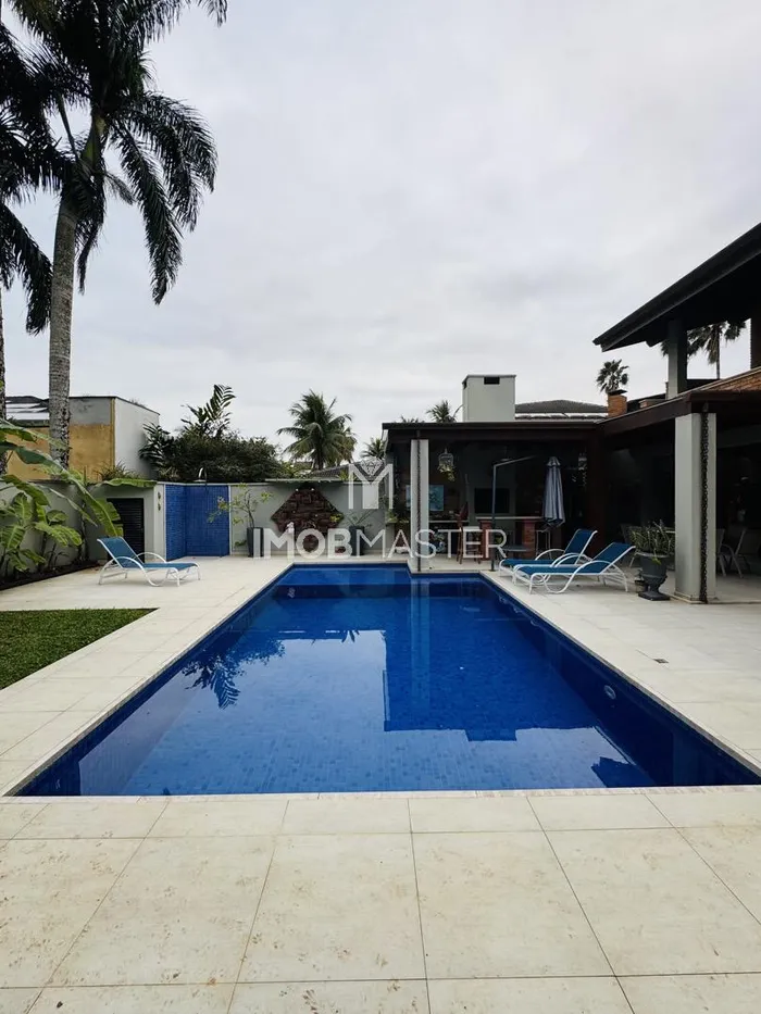 Casa de condomínio com 4 suítes à venda em Jardim Acapulco, Guarujá, por R$ 3.300.000