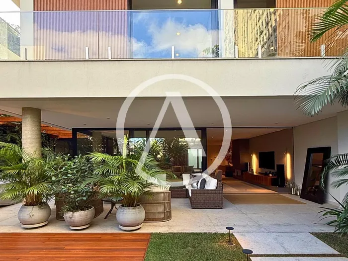 Casa de condomínio com 4 suítes à venda em Jardim Paulistano, São Paulo, por R$ 18.990.000