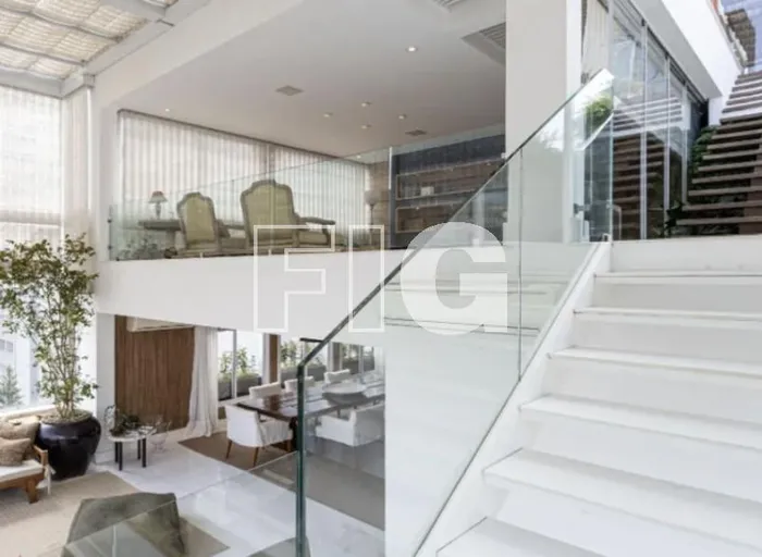 Cobertura com 2 suítes à venda em Vila Nova Conceição, São Paulo, por R$ 13.500.000 Imagem 2