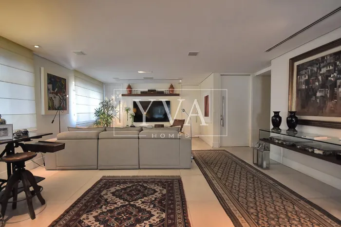 Apartamento com 3 suítes à venda em Itaim Bibi, São Paulo, por R$ 12.800.000 Imagem 3