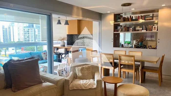 Apartamento com 1 suítes à venda em Vila Olímpia, São Paulo, por R$ 2.700.000