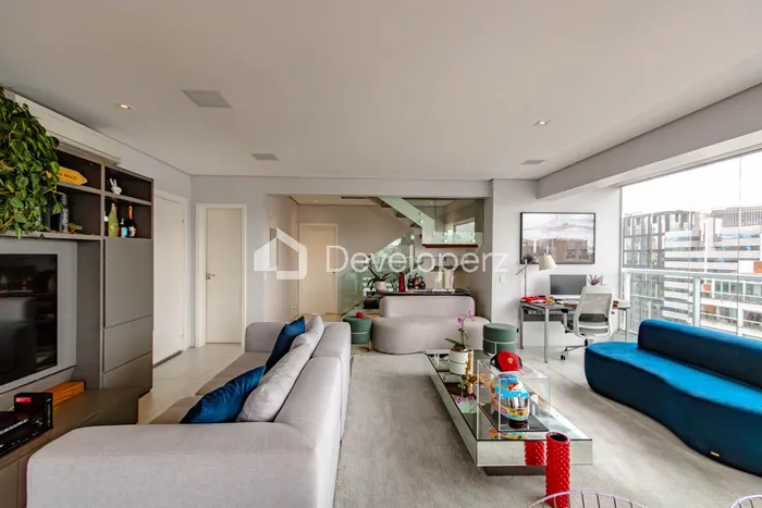 Cobertura com 3 suítes à venda em Itaim Bibi, São Paulo, por R$ 5.600.000