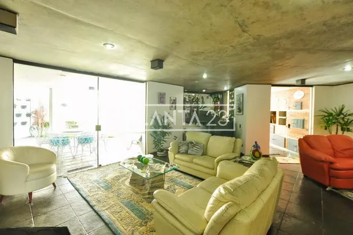 Casa com 3 suítes à venda em Alto de Pinheiros, São Paulo, por R$ 4.100.000 Imagem 3