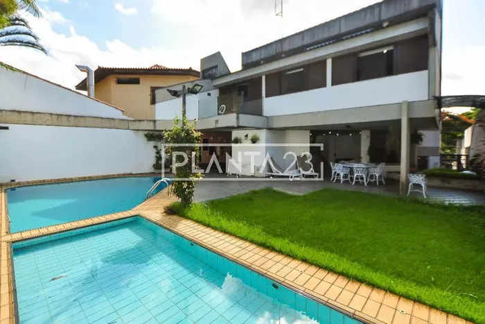 Casa com 3 suítes à venda em Alto de Pinheiros, São Paulo, por R$ 4.100.000