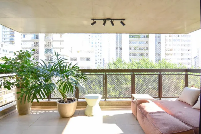 Apartamento com 3 suítes à venda em Pinheiros, São Paulo, por R$ 7.480.000