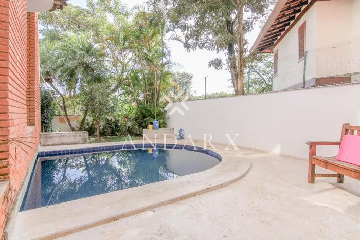 Casa com 4 suítes à venda em Alto de Pinheiros, São Paulo, por R$ 3.950.000 Imagem 3