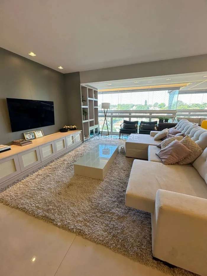 Apartamento com 2 suítes à venda em Campo Belo, São Paulo, por R$ 2.450.000