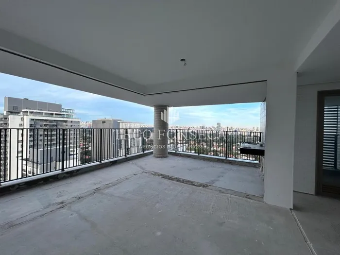 Apartamento com 3 suítes à venda em Pinheiros, São Paulo, por R$ 3.500.000