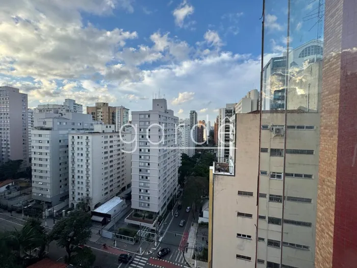 Apartamento com 2 suítes à venda em Moema, São Paulo, por R$ 3.200.000 Imagem 3