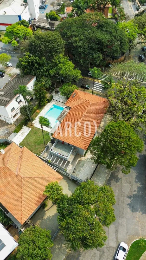 Casa com 5 suítes à venda em Alto de Pinheiros, São Paulo, por R$ 5.000.000 Imagem 3
