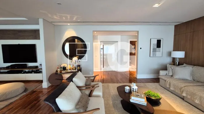 Apartamento com 3 suítes à venda em Cidade Jardim, São Paulo, por R$ 17.100.000