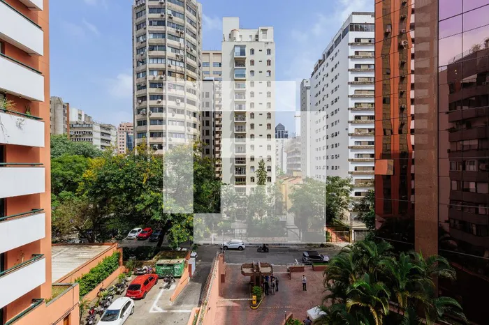 Apartamento com 3 suítes à venda em Itaim Bibi, São Paulo, por R$ 5.500.000