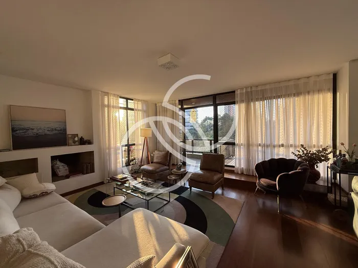 Apartamento com 3 suítes à venda em Real Parque, São Paulo, por R$ 2.130.000 Imagem 3