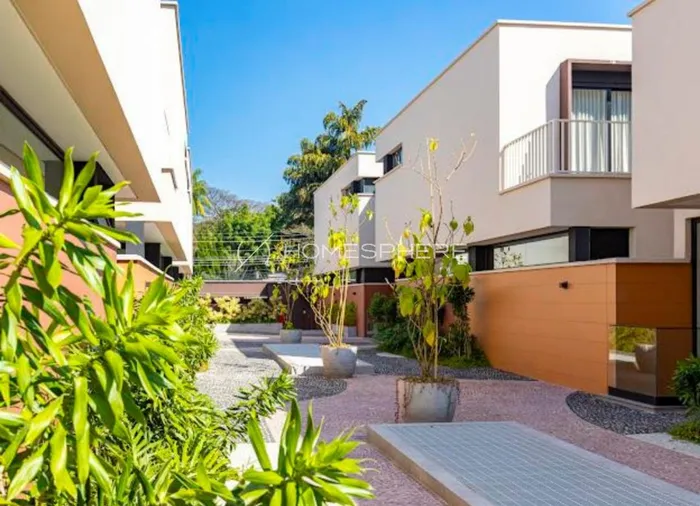 Casa de condomínio com 4 suítes à venda em Jardim Cordeiro, São Paulo, por R$ 4.800.000 Imagem 2