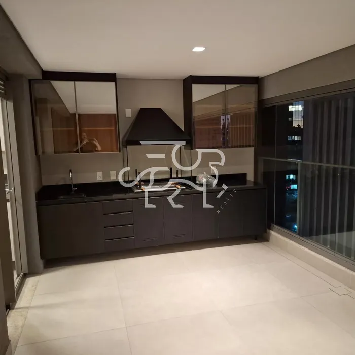 Apartamento com 3 suítes à venda em Vila Nova Conceição, São Paulo, por R$ 4.500.000 Imagem 3