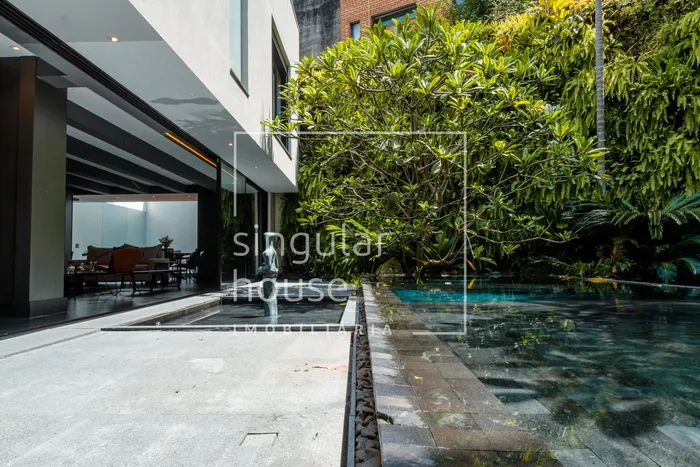 Casa com 4 suítes à venda em Vila Madalena, São Paulo, por R$ 13.900.000