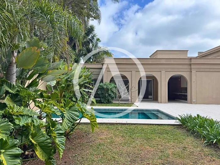 Casa com 4 suítes à venda em Jardim América, São Paulo, por R$ 45.000.000 Imagem 2