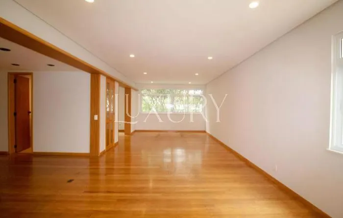 Apartamento com 2 suítes à venda em Jardim América, São Paulo, por R$ 2.600.000 Imagem 3