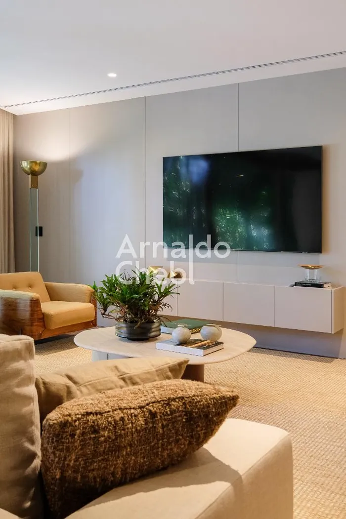 Apartamento com 2 suítes à venda em Cidade Jardim, São Paulo, por R$ 10.000.000 Imagem 3