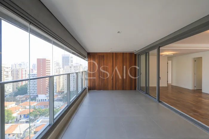 Apartamento com 3 suítes à venda em Vila Nova Conceição, São Paulo, por R$ 4.500.000 Imagem 2