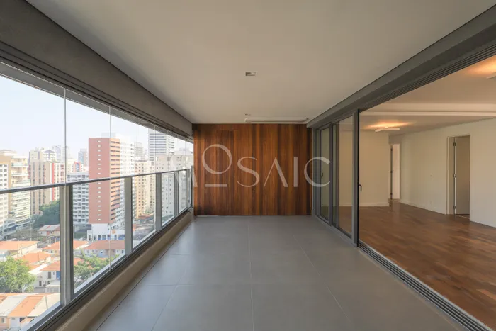 Apartamento com 3 suítes à venda em Vila Nova Conceição, São Paulo, por R$ 4.500.000 Imagem 3