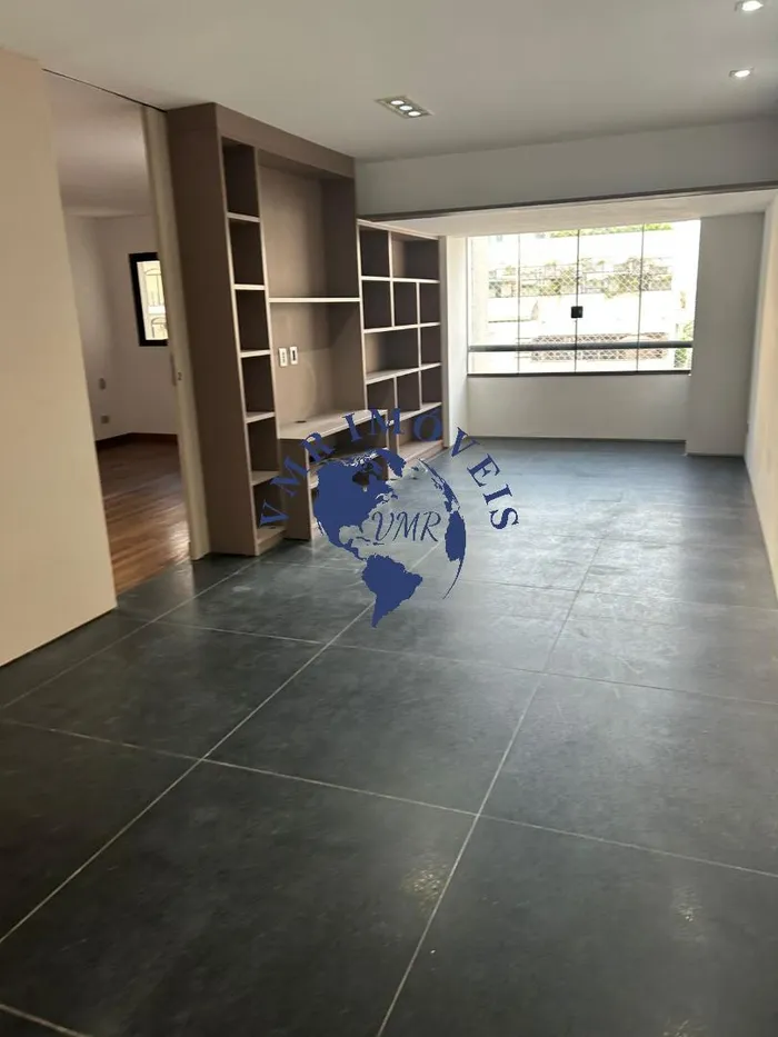 Apartamento com 2 suítes à venda em Jardim América, São Paulo, por R$ 2.300.000 Imagem 3