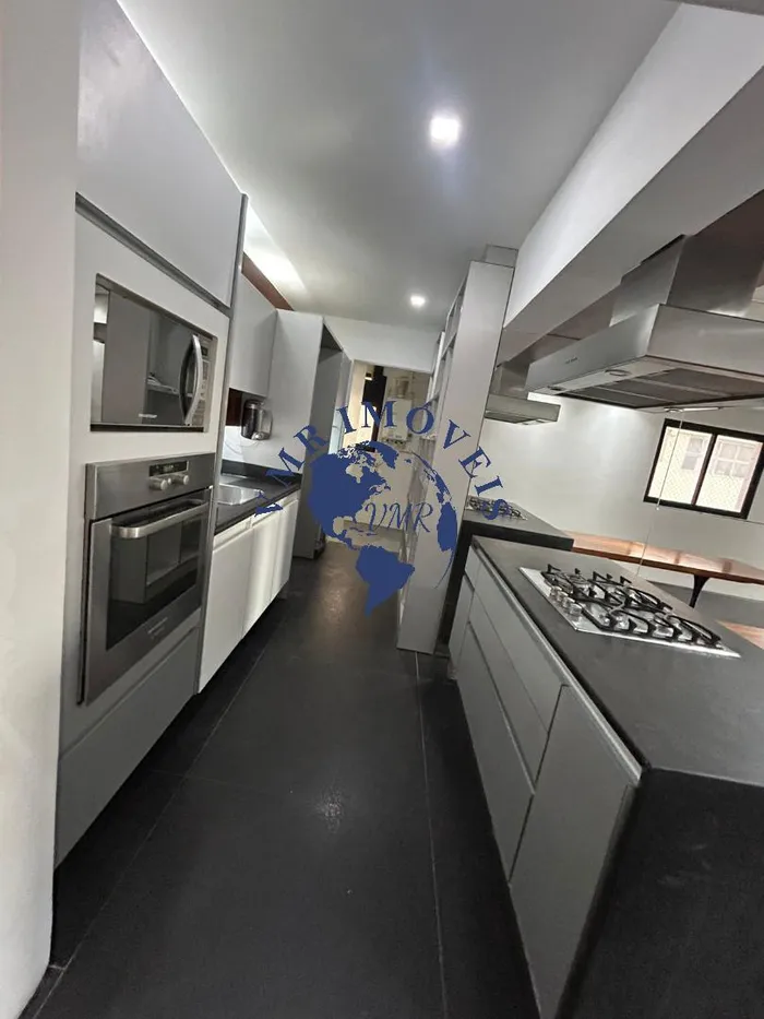 Apartamento com 2 suítes à venda em Jardim América, São Paulo, por R$ 2.300.000 Imagem 2