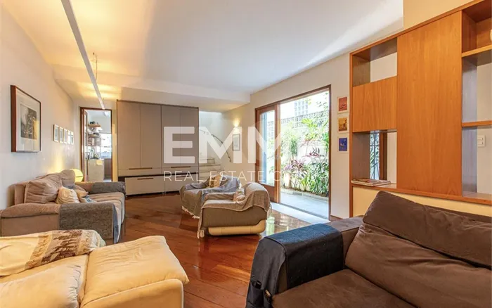 Casa de vila com 1 suítes à venda em Vila Madalena, São Paulo, por R$ 2.600.000