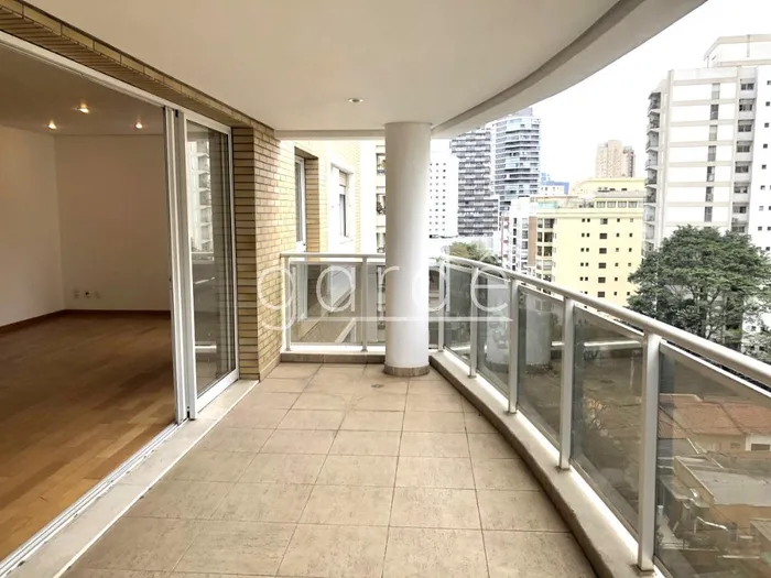 Apartamento com 3 suítes à venda em Vila Nova Conceição, São Paulo, por R$ 4.650.000